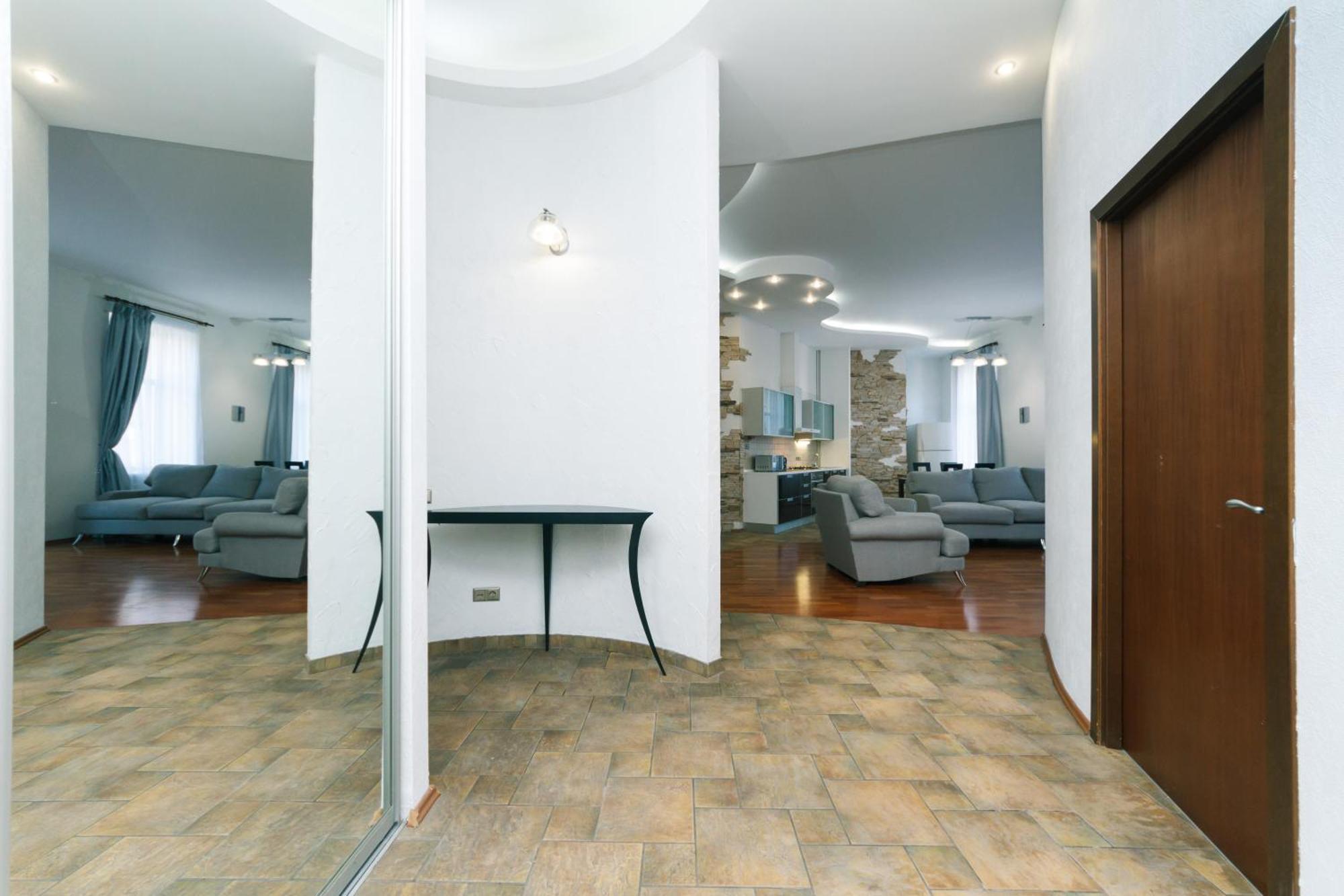 Apartament Lux Near Maidan, Khreschutyk 3Br Kijów Zewnętrze zdjęcie