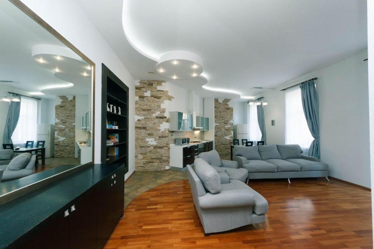 Apartament Lux Near Maidan, Khreschutyk 3Br Kijów Zewnętrze zdjęcie